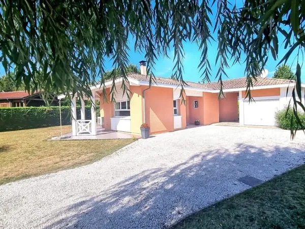 A vendre à Lit et Mixe - Maison de charme avec piscine et ar
