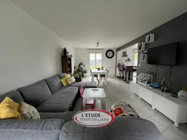 La Chapelle-sur-Erdre : Maison 4 chambres et un bureau à pro