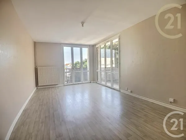 Appartement 4 pièces 67 m²