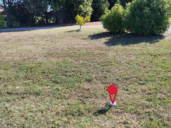 Terrain 548 m²