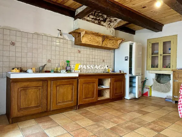 A VENDRE - Maison d'habitation de type 3 et jardin - RECOULES PREVINQUIERES