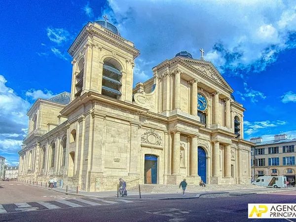 Versailles Notre-Dame Appartement 3 pièces 66,42 m² situé au 1er étage avec cave