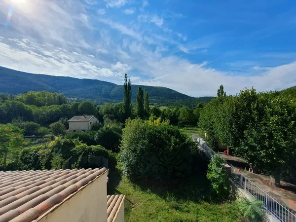 Maison avec vue et terrain