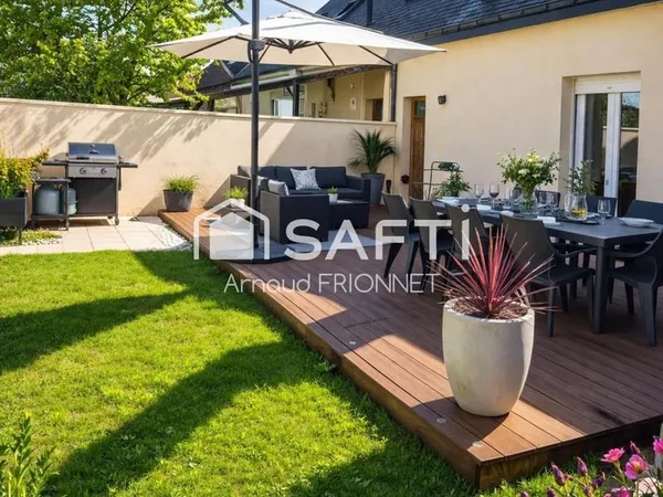 Maison de plain pied avec grand garage
