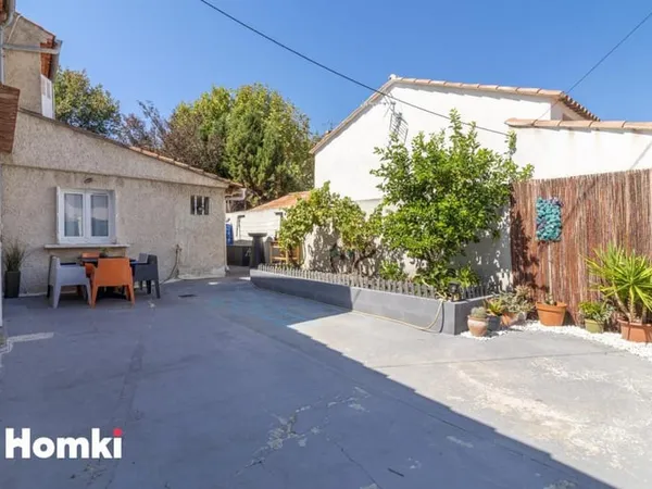 Maison de ville T4 de 72 m2 à Marseille 13016