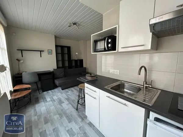 Studio 1 pièce 14 m²