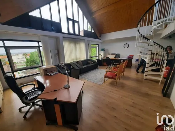 Bureaux 508 m²