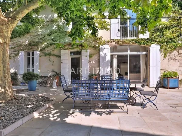 Maison et villa de prestige Vente Noves 8p 209m² 695000€