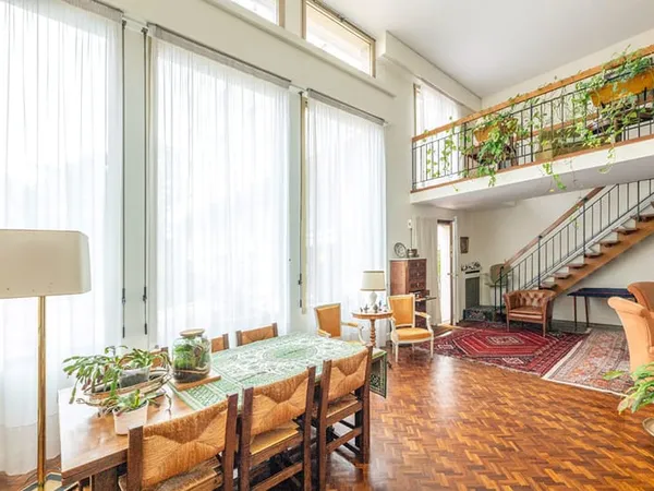 Versailles, Duplex 5 pièce(s) 145.42 m2