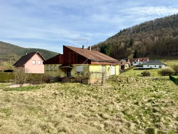 Maison à Philippsbourg: Charme au coeur de la nature