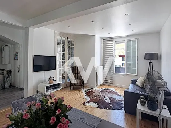 VENTE d'une maison de 6 pièces (138 m²) à MONTMORENCY