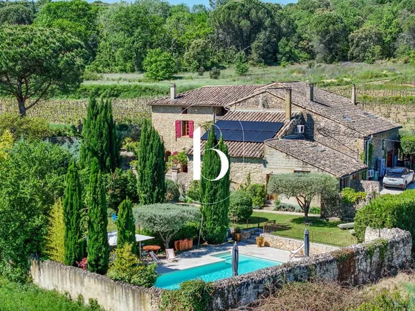 Maison et villa de prestige Vente Goudargues 12p 306m² 895000€