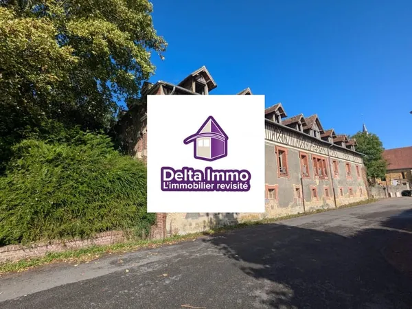 SAINT-PIERRE-EN-AUGE (14170) - Immeuble de 2200 m² env.