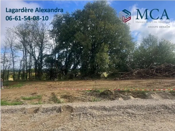 Terrain 918 m²
