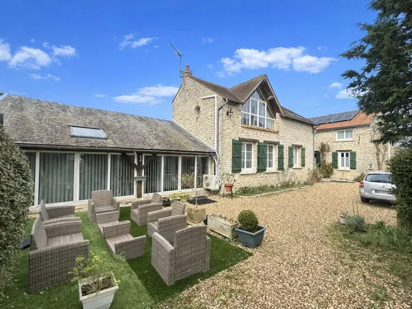MAISON DE CARACTERE 190m2 LE MEREVILLOIS