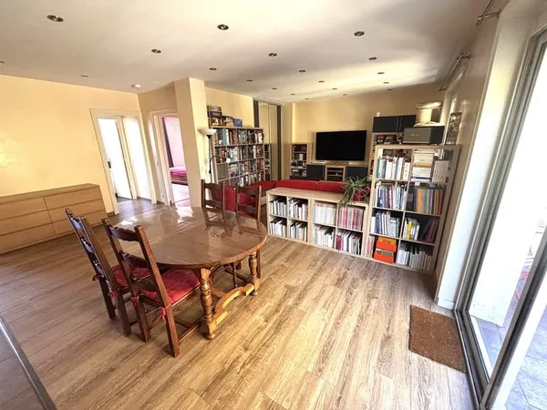 4 Pièces de 90m2 proche centre Givors