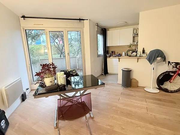 Grand studio spacieux de 35 m² aux portes de Paris