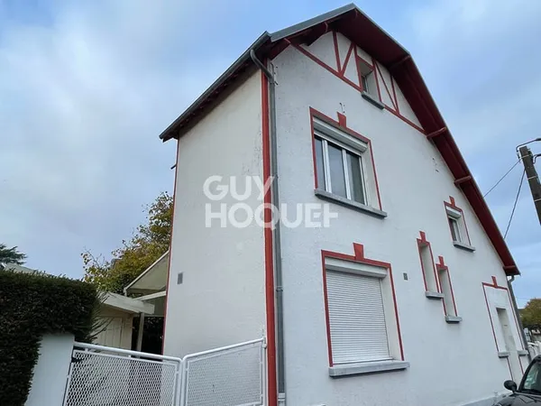 Maison rénovée, 4 chambres à vendre à PÉRONNE (80200).