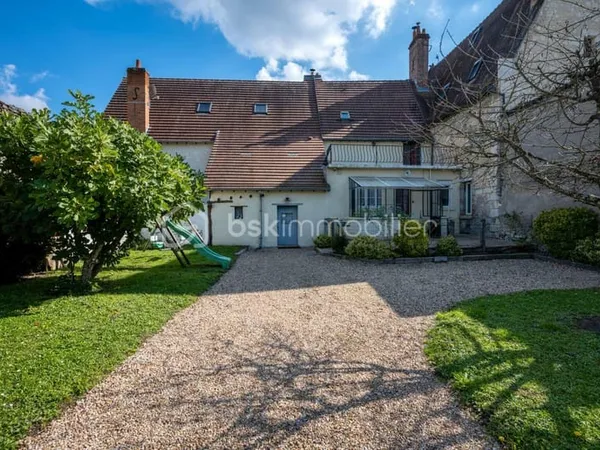À vendre - Maison Type T4 - historique au coeur du quartier des Templiers à Valençay
