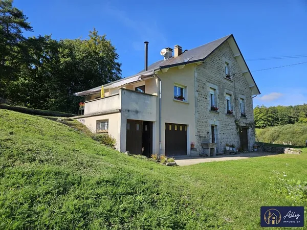 Belle maison en pierre