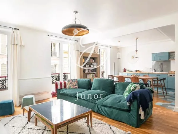Paris 9e - RODIER - Appartement à vendre - 5 pièces - 93,64m² Carrez - 3 chambres.