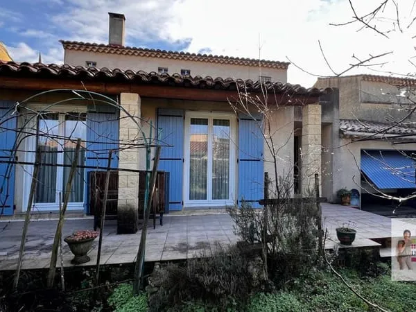 Maison 5 pièces 135 m2 à Saint-Quentin-la-Poterie (30)