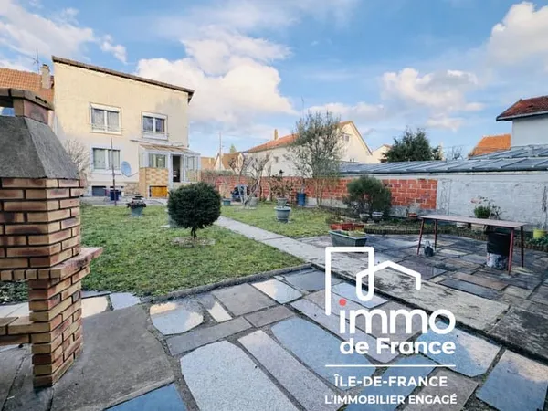 Maison Gagny 96.2 m2 terrain 388 m2