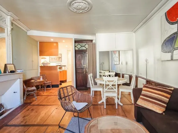 Joli appartement T2 de 55 m2 avec balcon, situé au 1er étage