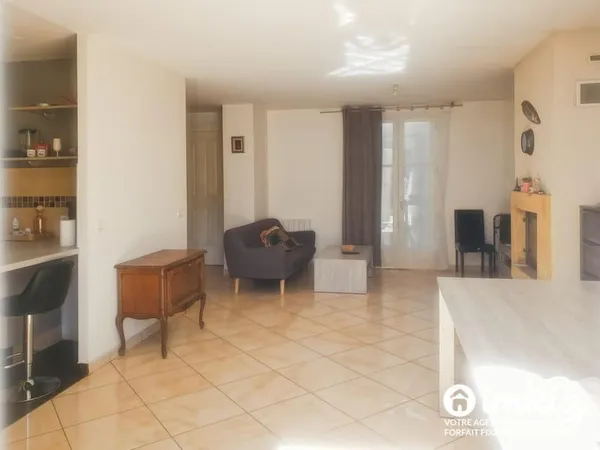 Charmant pavillon indépendant avec garage