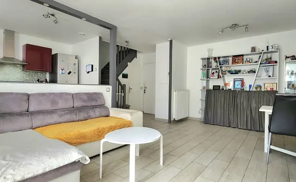 DUPLEX AVEC JARDIN, 3 CHAMBRES 82m²