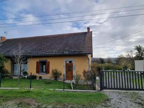 Maison Longère 235 m² Abrest rive gauche 5 mn de Vichy avec vie de plain pied