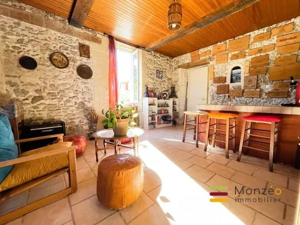 Demeure de charme de 262 m². 8 Pièces