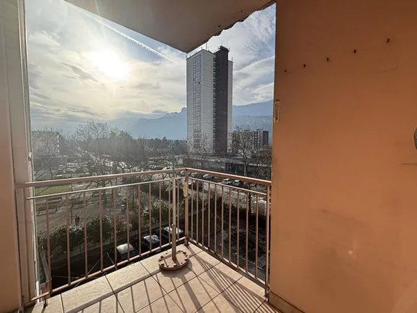Appartement Echirolles 4 pièce(s) 67.50 m2