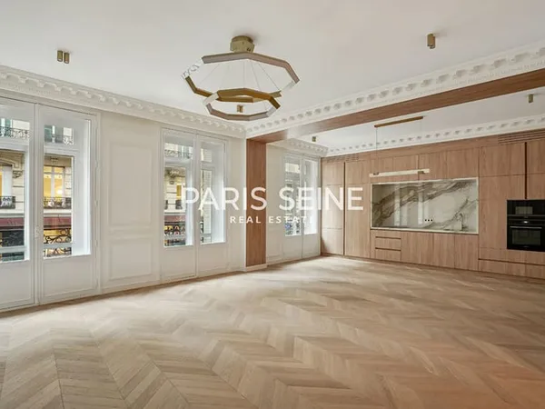 Paris Seine - Bien de prestige - coeur du Triangle d'Or