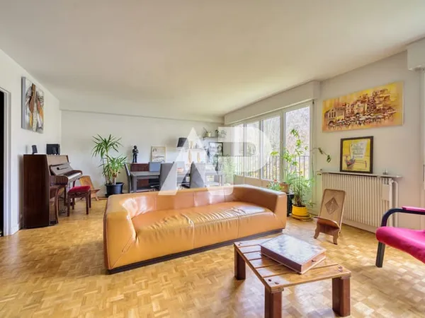 CHAVILLE - Dernier étage appartement de 5 pièces - Rare opportunité !