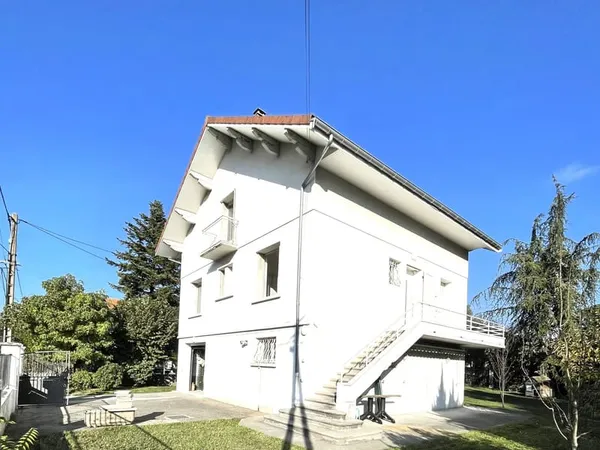 PONT DE CLAIX VILLA INDIVIDUELLE 140 M2