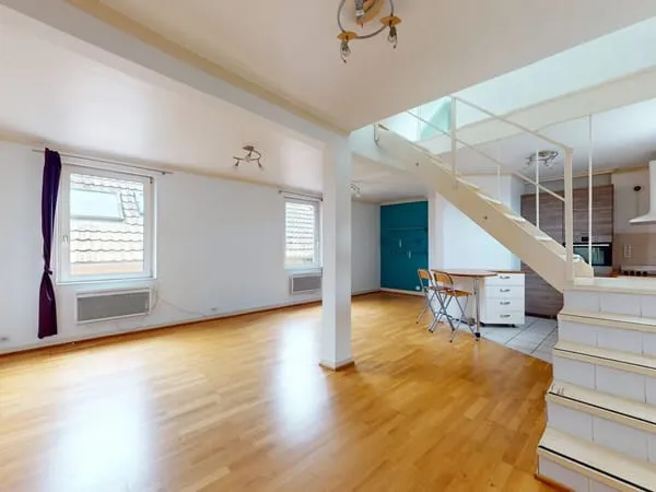 Charmant 2 pièces en duplex loué