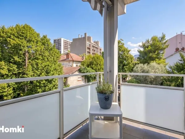 Appartement T4 - secteur Alliés / Libération - 2e étage avec balcons