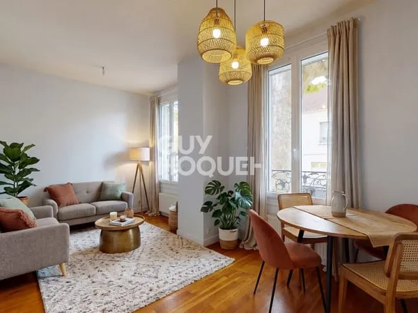 Comme une maison : Sans travaux, lumineux, quartier calme proche des commodités