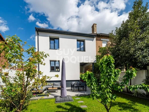 MAISON MODERNE - 5 CHAMBRES