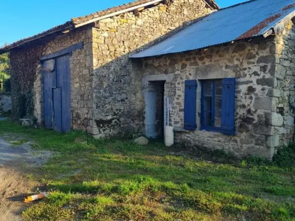 Maison Eyjeaux 50 m2 Plus Grange 70 m²