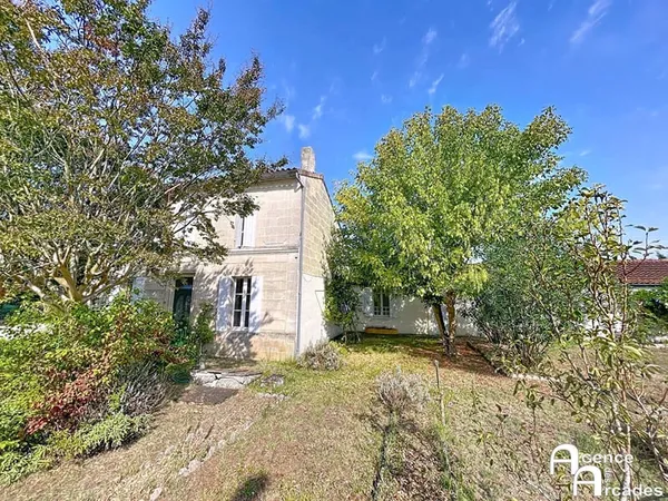 MAISON DE CHARME EN PIERRE Saint André de Cubzac