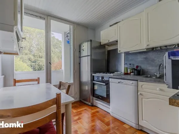 Appartement T3 de 68 m2 à Caluire-et-Cuire 69300, Rue Pasteur