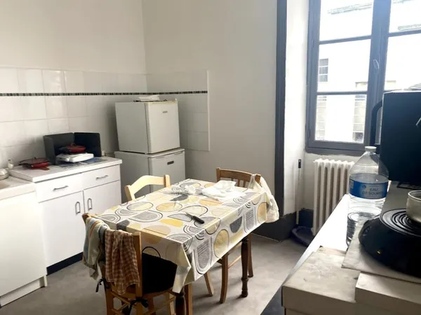 Loué depuis 2018, bd st didier Aubenas, 8.4% de rentabilité