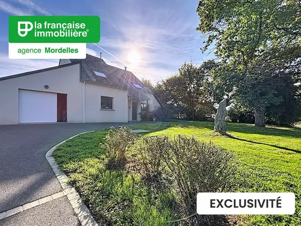À vendre -Maison 4 chambres avec terrain de +1 ha et boxes à chevaux - Saint-Just
