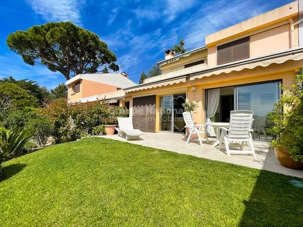 Maison Mandelieu La Napoule 5 pièce(s) 134 m²