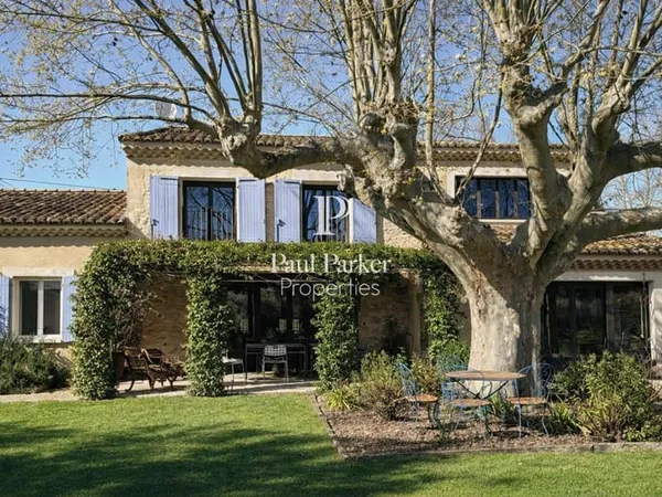 Mas ancien rénové- Saint Remy De Provence 8 pièce(s) 260 m2
