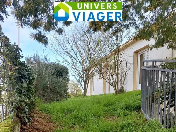 Maison , 2 logements, Viager Libre à Luçon