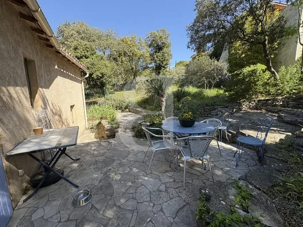 Villa confortable dans un écrin de verdure région Bédoin
