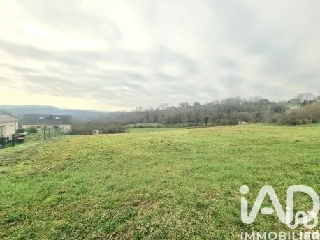 Terrain 1200 m²